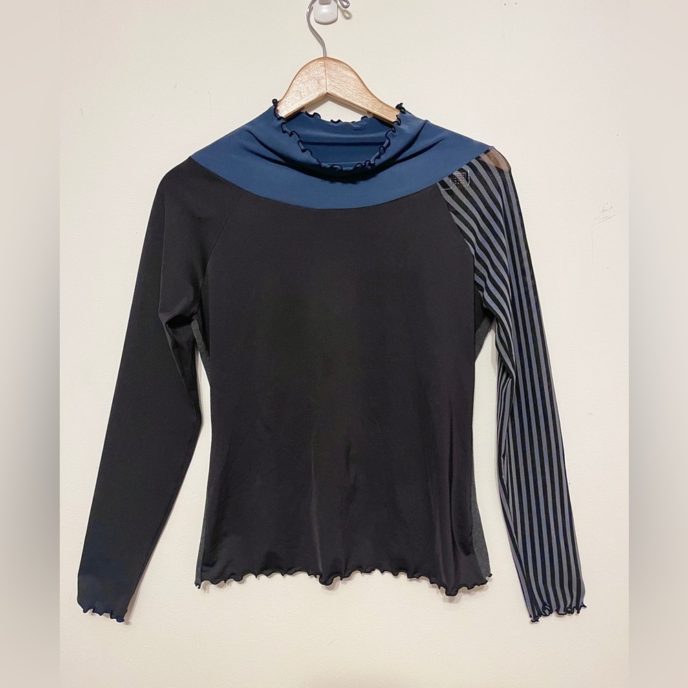 Anac designed by Kimi women multi texture pattern top.